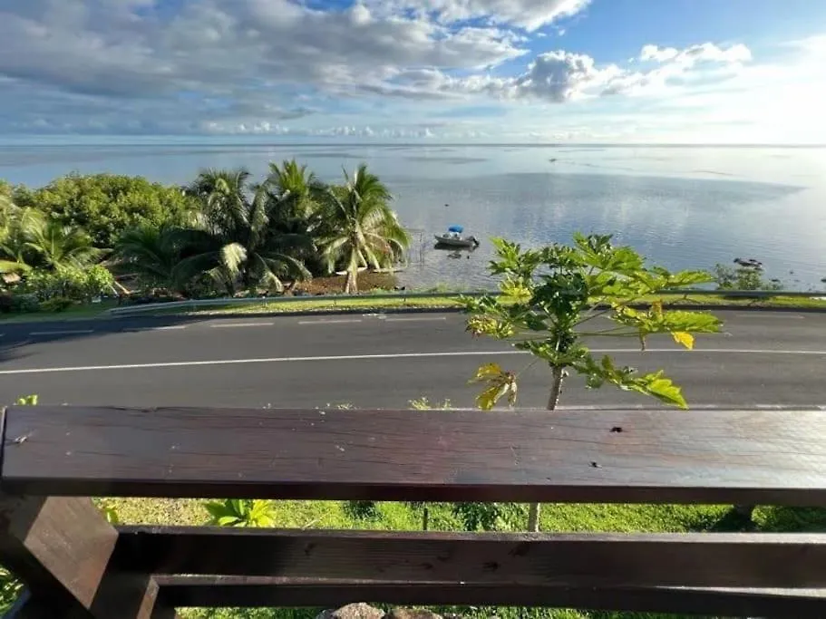 Maison d'hôtes Tehuarupe Surf Studio 2 Haapiti Polynésie française
